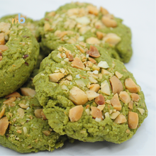 Load image into Gallery viewer, MatchaDamia Cheesecake Cookies